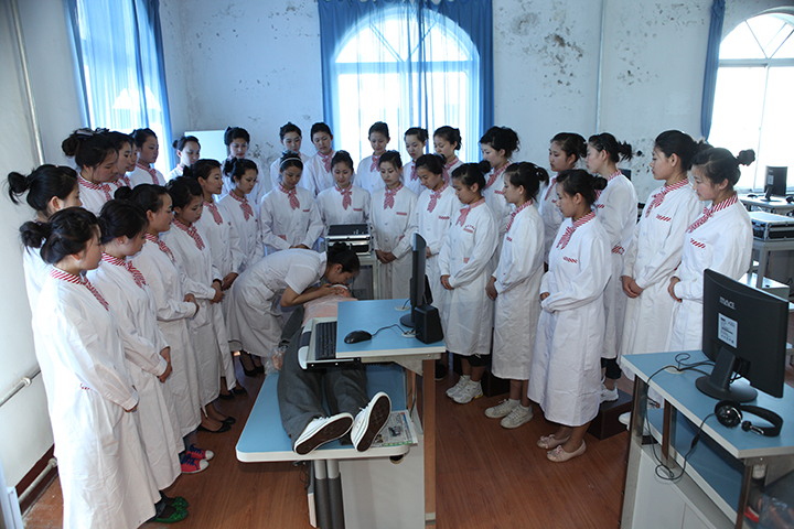 2014学生学习急救护理